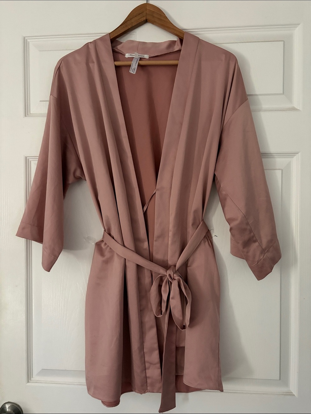 Flora Nikrooz Dusty Rose Satin Short Kimono Robe with Tie